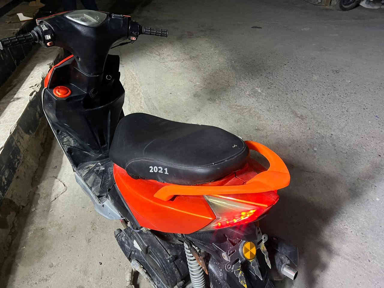 السلام عليكم دراجه اف اس للبيع
كهربايات كله شغاله 
سلف هندر 
اشاير هورن 
لايت عالي ناصي 
سكن خلفي امامي شغال 
مكينه ناعمه كلش 
بوشه 63
السعر 400وبيه مجال 
العنوان ديالى بعقوبه خلف الأمير هاوس 
لأستفسار ***********
