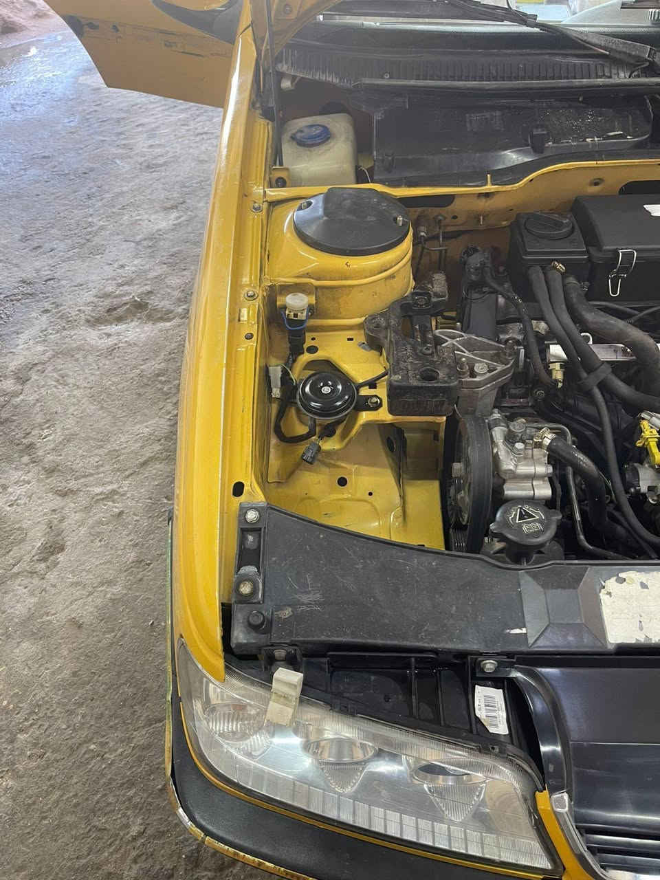 يبجو 2016 دشبول عادي السياره كير مكينه تبريد مكفول السياره بدون صبغ بلاديه باسمي مكان السياره الزعفرانيه 
للتواصل *********** بغداد, العراق
