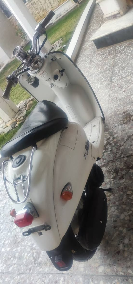 السلام وعليكم كلاسك دكتورة فحل
للبيع مكفولة كفالة عامه مكاني بغداد ***********
