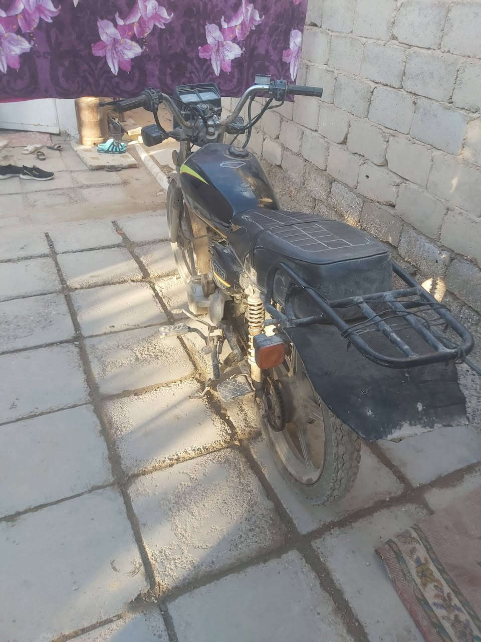 سلام عليكم دراجه سيفان بيه مكينه دايون نعومه فول جاهزه الدارجه موديل ١٨ اوراق اصليه محتاج واريد ابيعه السعر ٣٥٠ وبيه مجال نقصه بس جاملغ خلفي فقط الباقي كله شغال كهربائيات اشاير دبل اشاره هورن  ***********
المكان حله شارع ٨٠
