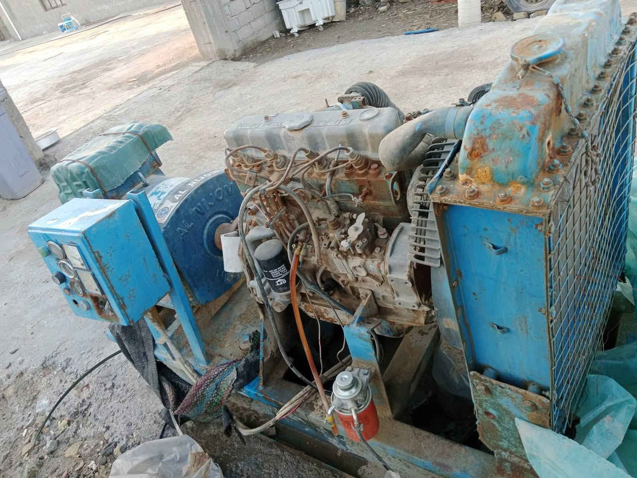 مولده للبيع المحرك ازوزه ،راس التوليد 35 كيفي ، العنوان بابل كفل رقم تلفون ***********

