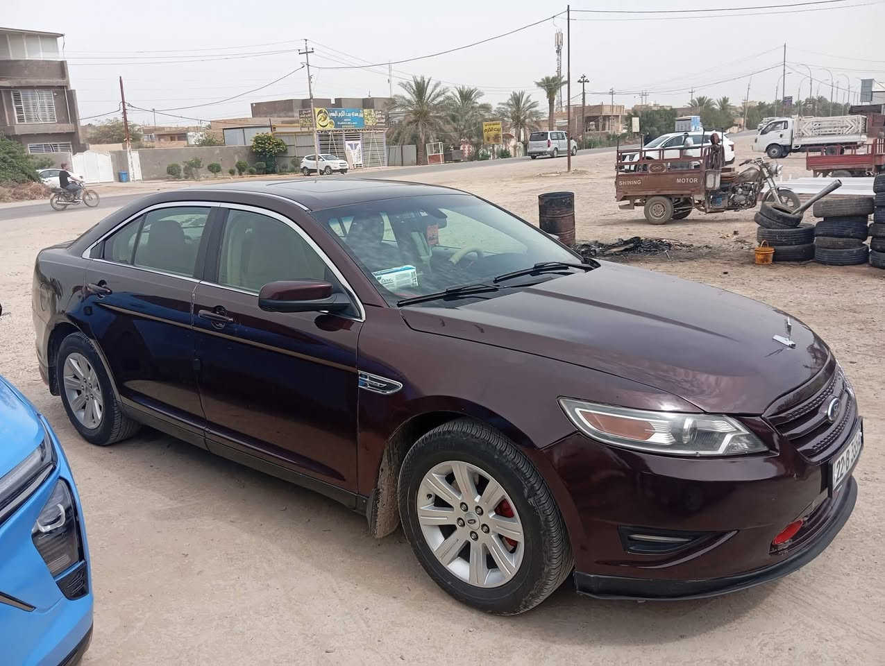 السلام عليكم
السعر 95$  وبيها مجال او مراوس
فورد تورس موديل 2011 رقم اربيل ،سياره فتحه تحكمات ستيرن شفتات  جاهزه ونضيفه وهزه جديده وبأسمي حادث جاملغ وبنيد  وبيها 4 قطع صبغ 
***********
