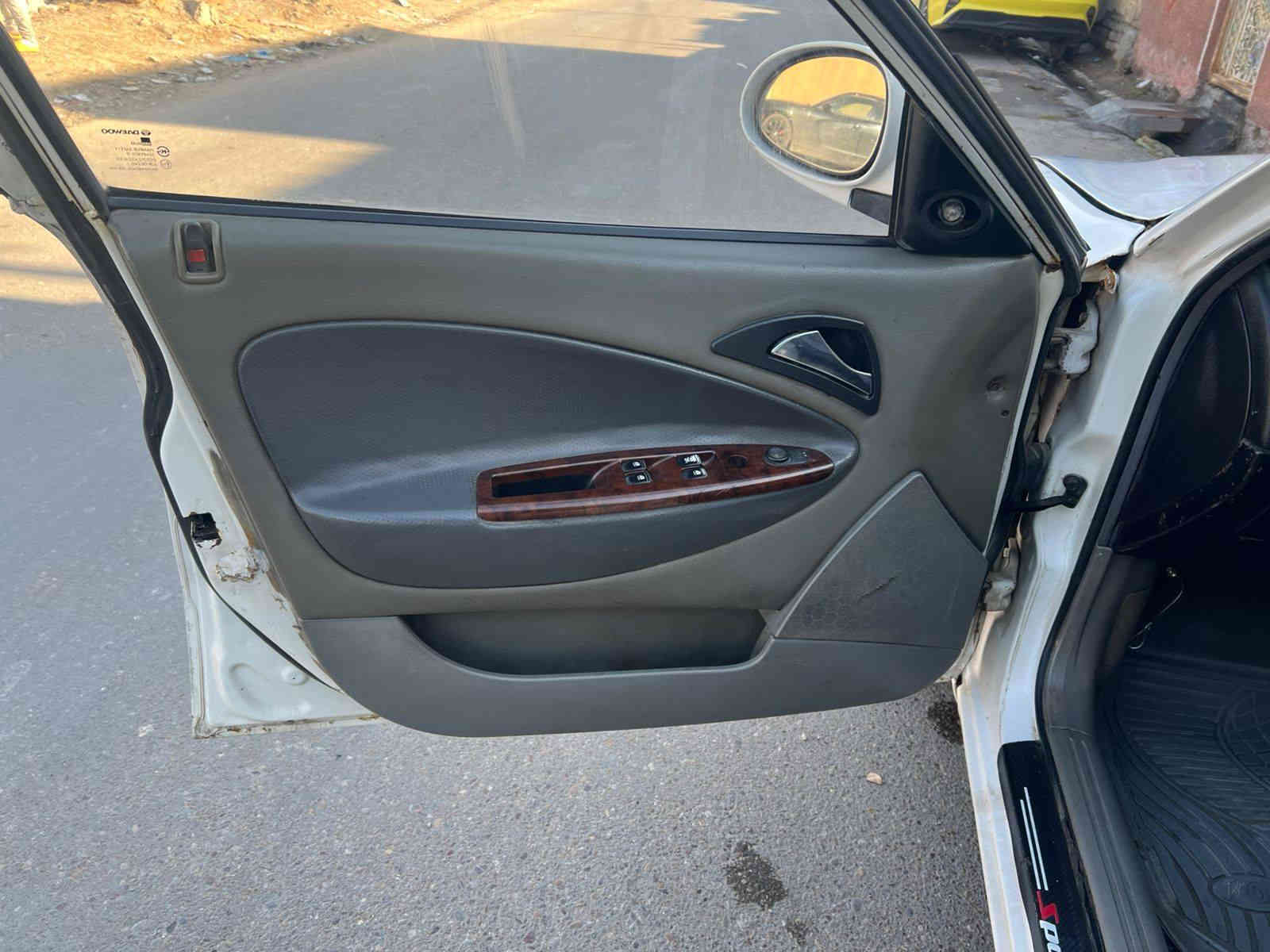 السلام عليكم دايو نوبرا 2 موديل 2001 محرك وكير خير من الله اوتوماتيك كهربائيات كله شغاله تبريد ثلج صدر كلش نظيف تخم تايرات غرفه كلش حلوه سنتر لك وبأسمي رقم انكليزي مكان السياره بغداد مصبوغه حزام جماليه  السعر 37 ورقه للأتصال ***********
