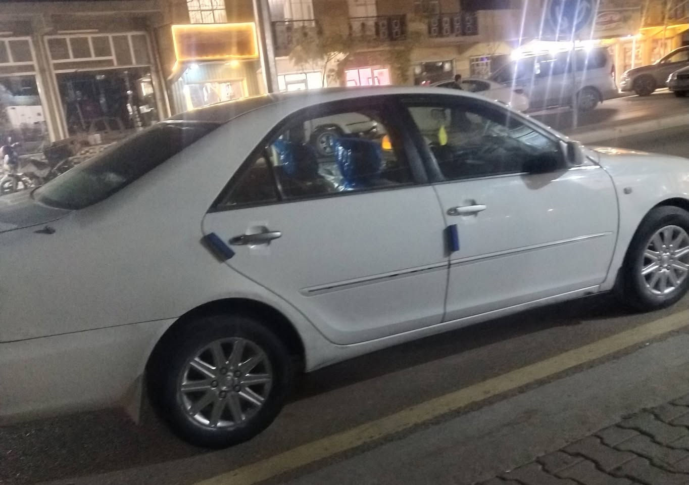 السلام عليكم
كامري 2005 خليجي محرك 6
السعر 100 وبيها مجال حگ الجيه
مكان السياره الضلوعيه
***********
