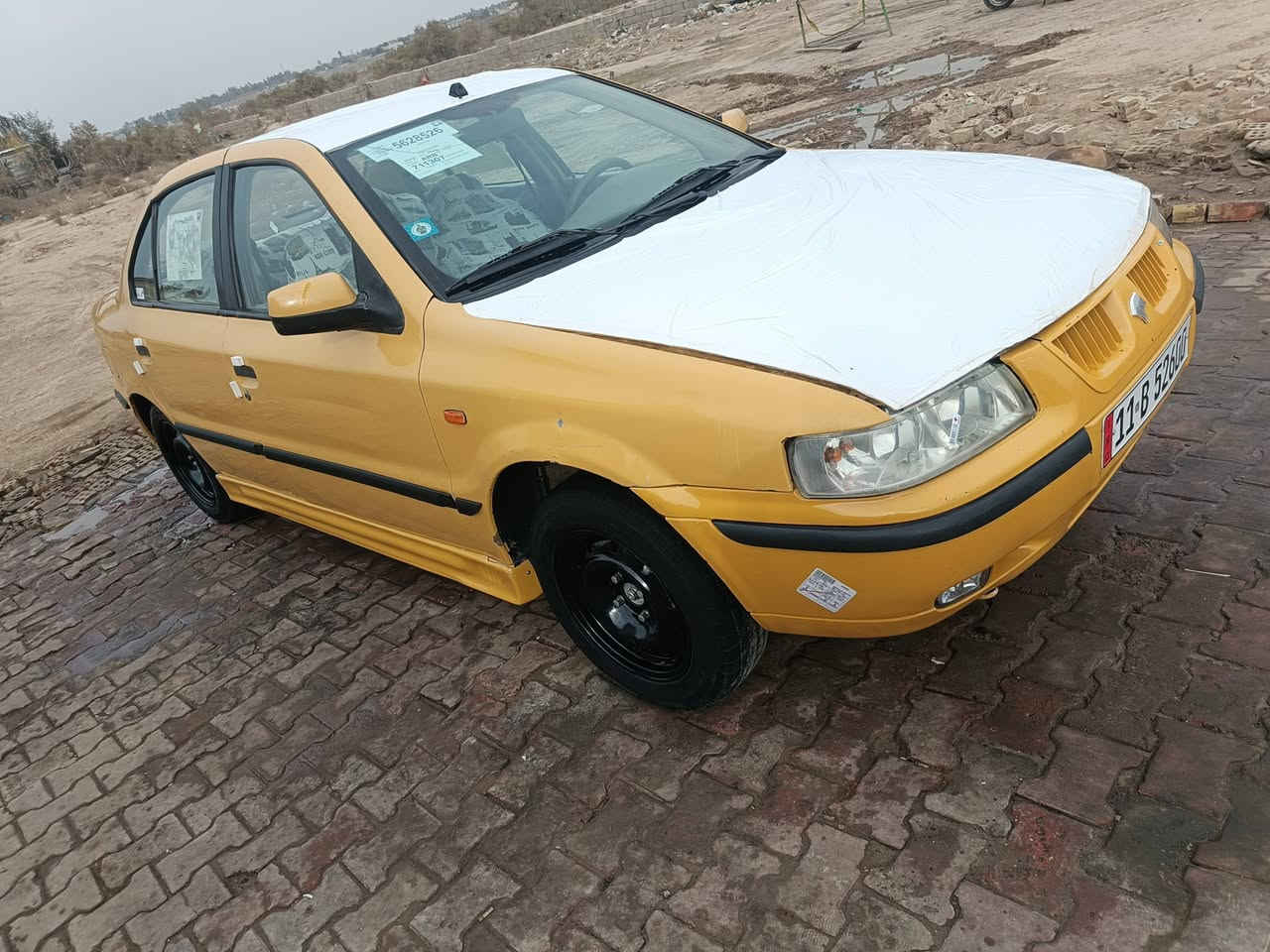 السلام عليكم شباب سمند موديل 11كير أو محرك مكفولات كهربائيات كل شغاله كاعيه جلد داخل  كلش حلوه رقم بغداد إنكليزي مصفره غرامه والهيئة السياره لا ضربه ولا تبديل ولا صبغ عده طخات عل بارد مبينات بل صوره بس هاي صورها كدامك مال يوم السعر 31اوبيها مجال الشراي يتصل على الرقم ***********مكان السياره بغداد العبيدي قرب التربيه القديمه شرط التحويل
