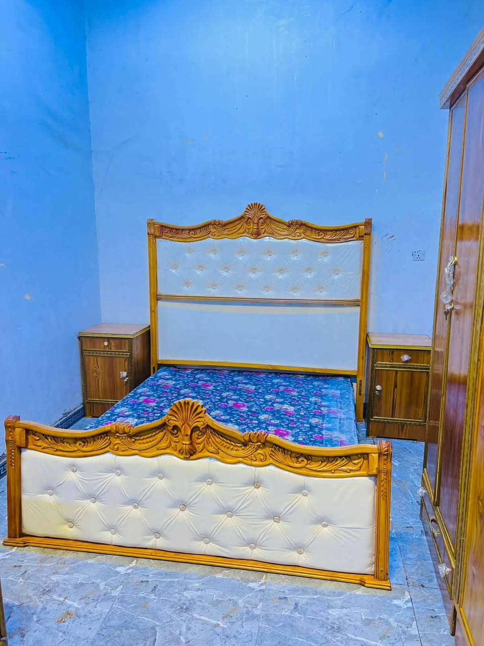 غرف صاج الجربايه زان  الضهر جرجوبه فرش الكنتور بلوك
نضافه90💯
واصل  الجربايه الوح
 الزاويه كنتوريه
واصل شد ونقل داخل بغداد مجاني محافضات كروه
***********
