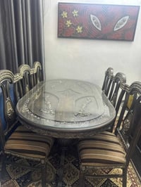 ميز للبيع   ميز المطبخ 4كراسي ب100الف  ميز الصالة 6كراسي مصري اصلي ب15...