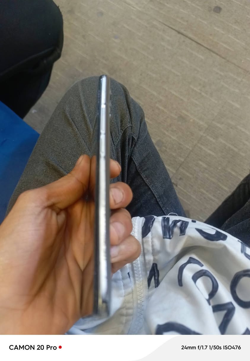 للبيع تلفون ريدمي 8
ذكراته 128
بطاريه 5000
سعره 75وبي مجال 
***********
