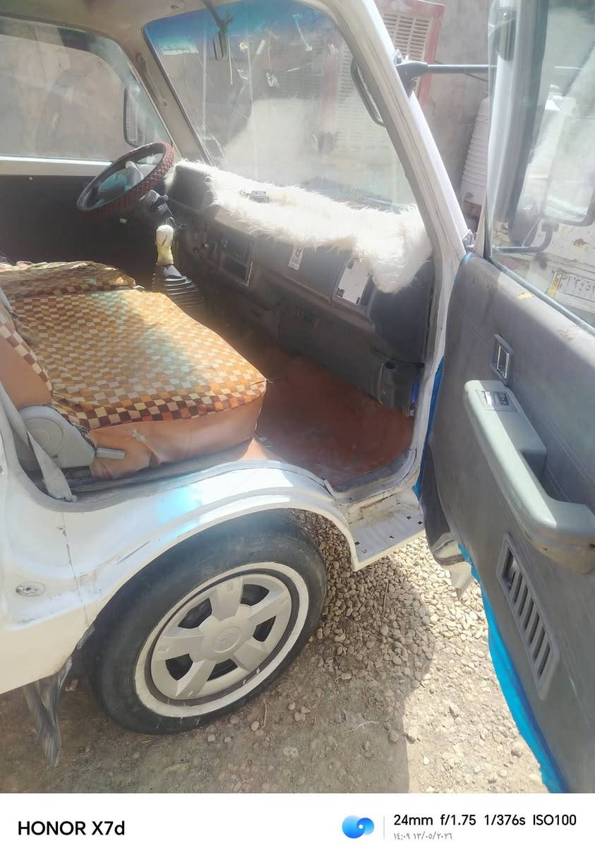 كيا موديل ٩٥  ٧جنكال سياره جاهزه 
مداور مباشر رقم بابل مصبوغه عام جماليه 
بابل قضاء القاسم السعر ٤٧ وبيه مجال لاستفسار ***********
