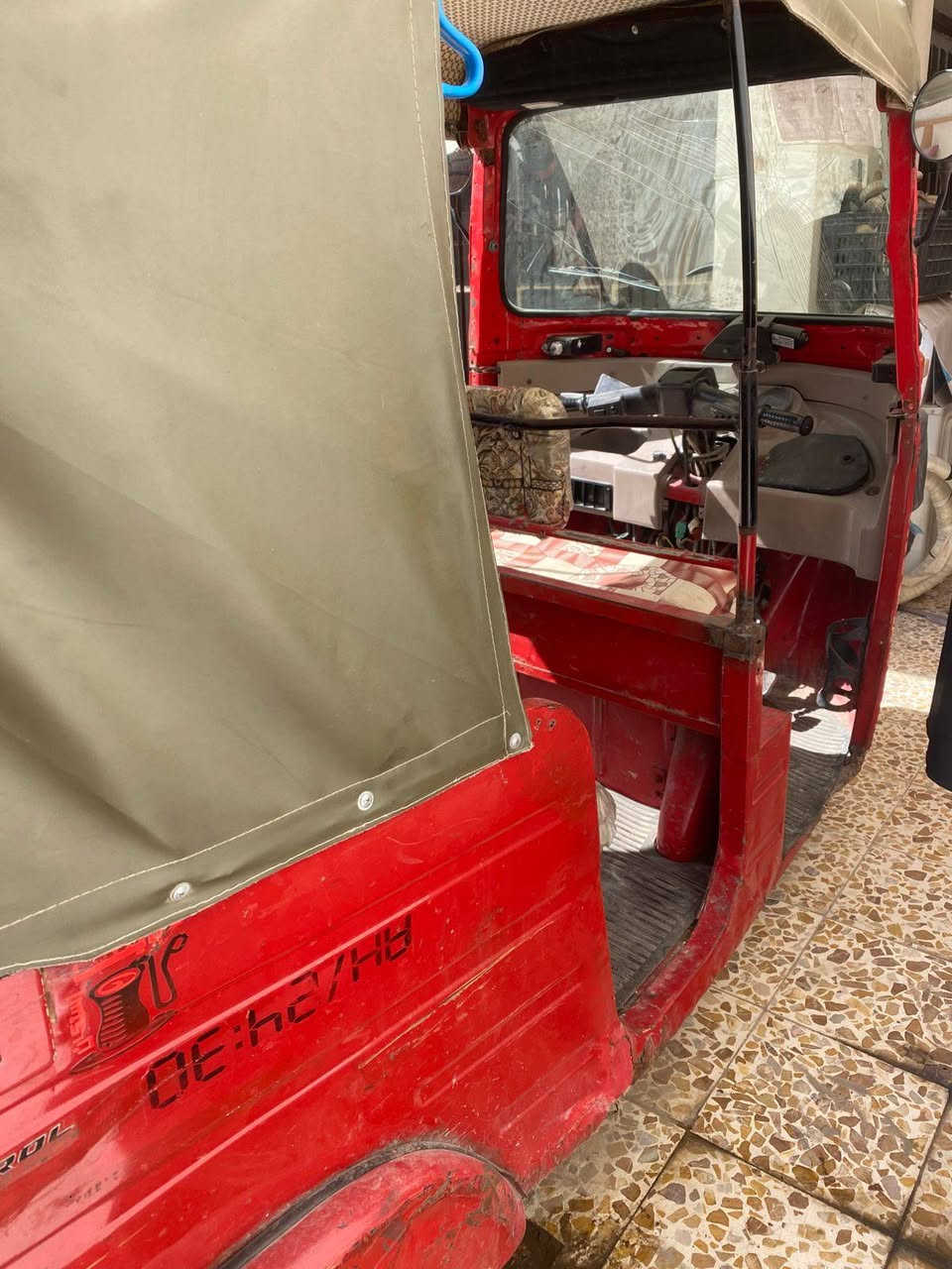 تكتك للبيع موديل 18 مرقم سعر 5250 مكاني بغداد
رقمي ***********
