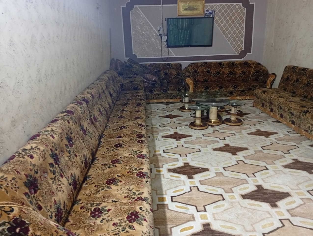 للبيع تخم 14متر مع طبلات الإستفسار تصل على رقم. ***********
