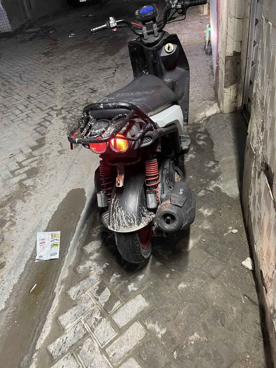 سلام عليكم 
سكنس جبلي  موديل 13
دراجه نضيفه مكينه مامفتوحه
صارله سبوعين منزل منل رمبه 
دراجه وكاله نضيفه كلش. 
مكاني مدينه الصدر 
السعر خاص 
رقمي ***********
