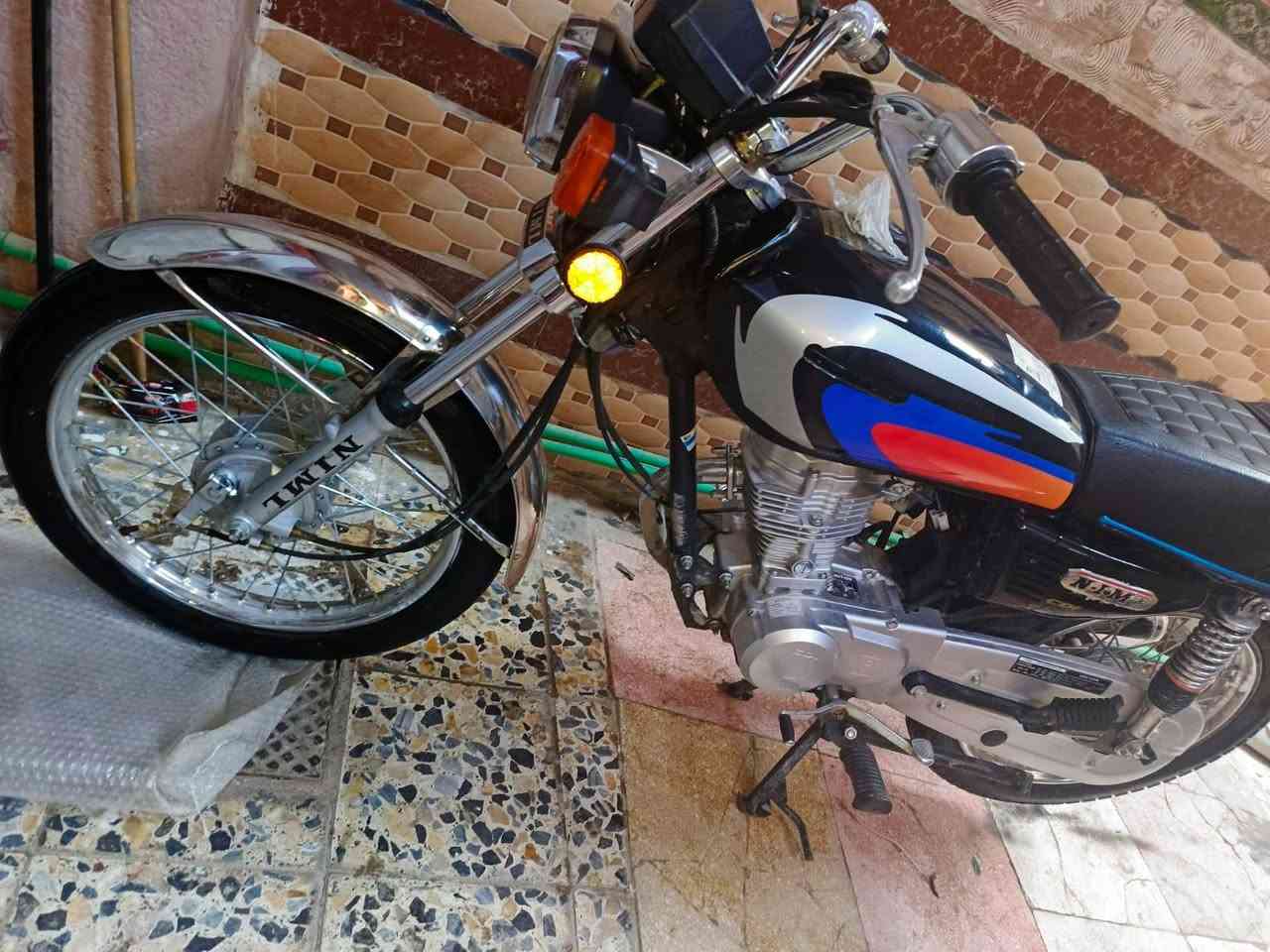 للبيع كربلاء حي الغدير قرب اسالت لماي السعر650 الهاتف ***********
