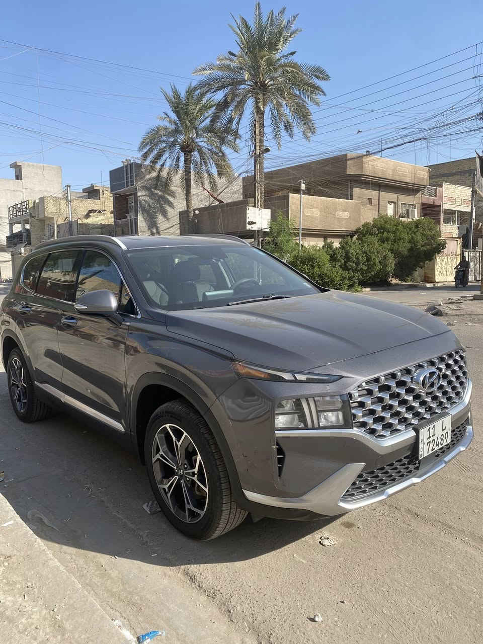 سنتافيه
موديل ٢٠٢٢
ظربتها بابين وجاملغ موجود صوره الضربه ولسونار 
بدون ايرباك 
السعر ١٨٠ 
مكينه هايبرد
رقم بدون واتساب ***********

