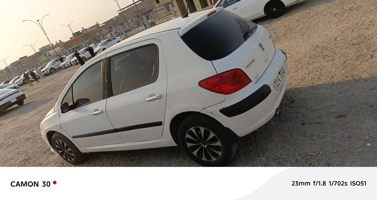 بيجو فرنسي 307
موديل 2006
محرك ابلاد 
السيارة جاهزه من كلشي 
تبريد ثلج
رقم الجديد
السعر 50 ورقه 
رقم الهاتف ***********
