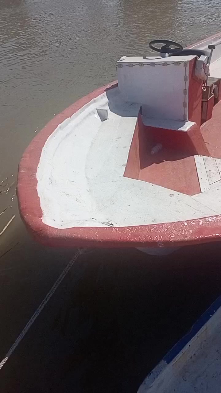 البانيا سعرها بخمس ملايين واللي يريده خلي يخابرني *********** وهذا رقمي البانيا
