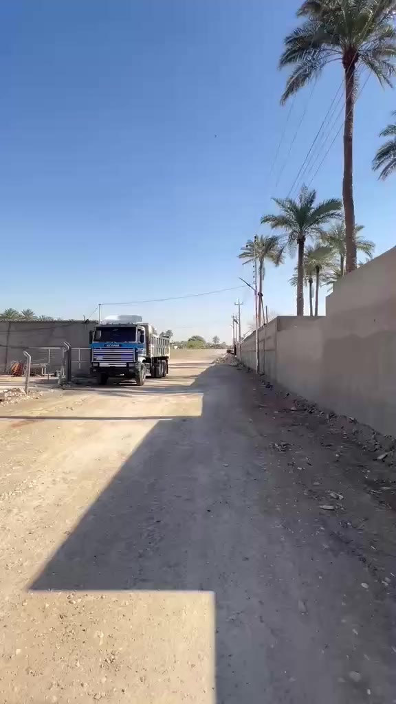 سلام عليكم بيت حديث مساحه ٨٢٠ متر طابو ملك صرف منطقه عرافيه غريب سده سعره ٣٥٠ مليون بل عافيه عل ياخذه *********** تحويل مباشر بسمنه
