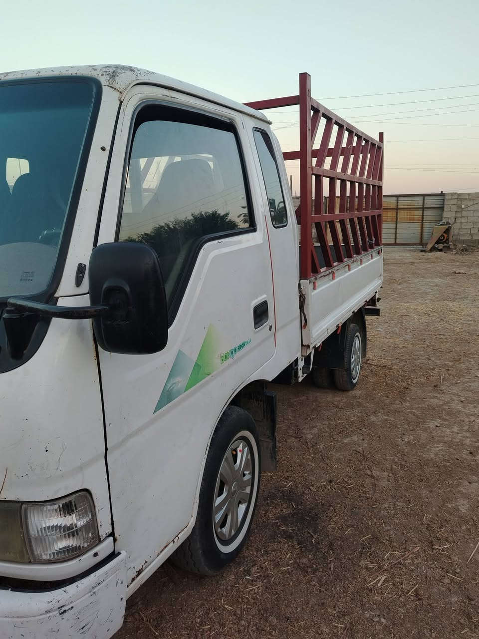 السلام عليكم
كيا فونتيرة للبيع
مديل 2000
سيارة ابلادية 
سنويةبسمي الى29رقم بغداد
رقم انكليزي  
تخم تاير جديد
قمارة قلاب 
مكان السيارة بغداد المدائن 
الرقم ***********
