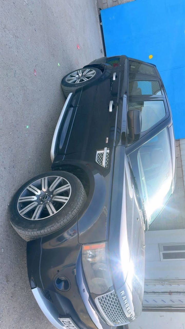 السلام عليكم
رانج روفر سبورت بدون سوبر
 خليجي 2009 محدث 2013
صبغ دعاميات
جاهزة من كلشي تبريد و كهربائيات شغاله
مراوس او بيع 
رقم سليمانية بأسمي
مكان السيارة بغداد _ السيدية
***********8
