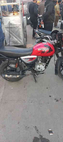 بوكسر موديل 23 دراجة مكينة مكفولة تحويل ثاني يوم دراجة بيه ملاحضة بسيطة سعر 2250 و بي مجال للشراي مكاني البلديات رقم ***********
