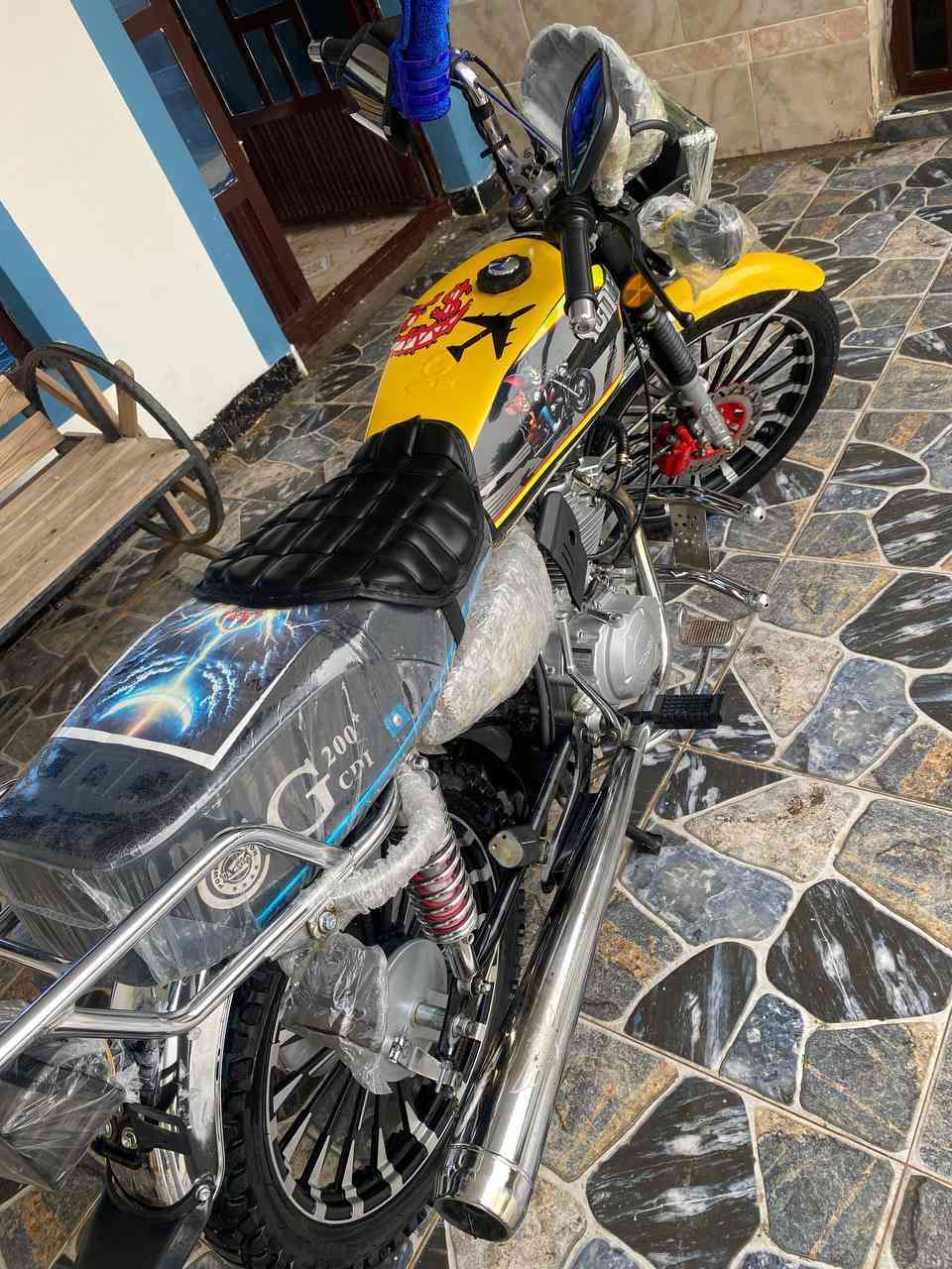 دراجه سيفان 2025  كهربائيات كلهه شغاله دراجه خير من الله السعر 800 وبيهه مجال العنوان ديالى العنبكيه للاستفسار ***********
