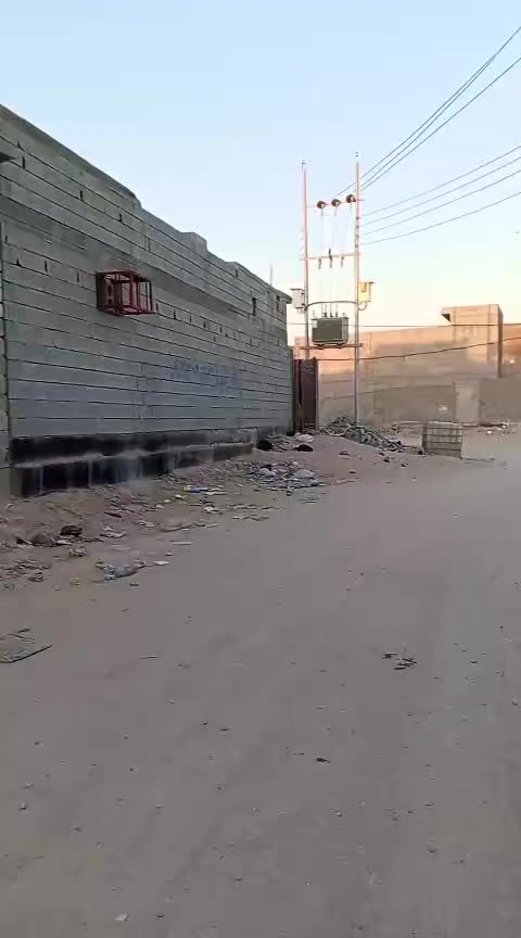 هيكل زراعي في خور الزبير قرب النادي الرياضي تفاصيل داخل المقطع اتصل ***********
