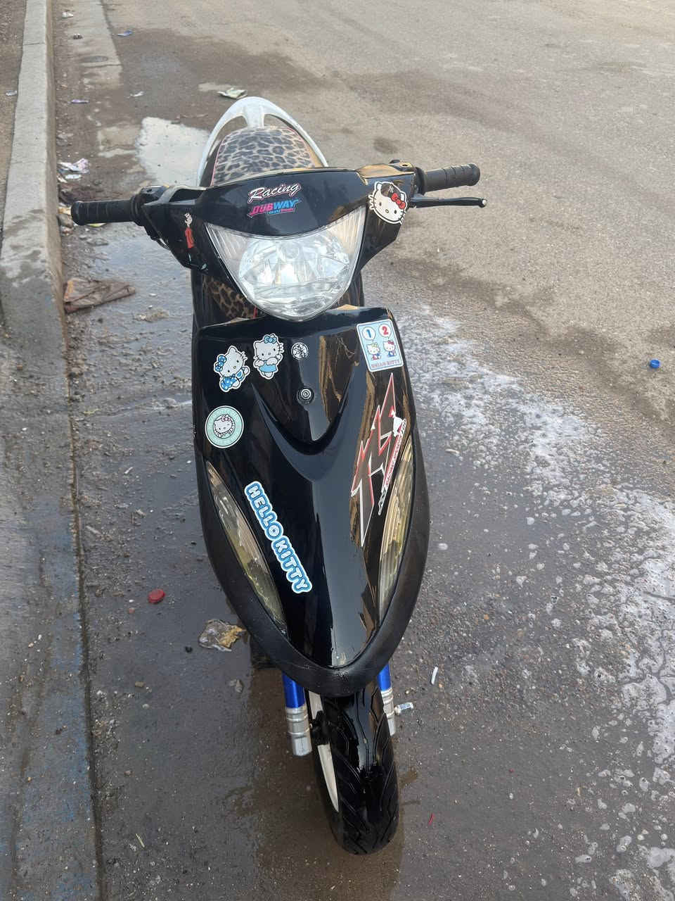 سلام عليكم دراجة ماكس عدله  للبيع بوشه 55 ويل كب تزويد دبالات رياضي مامي خالفي صارنصه رياضي سعر ٤٥٠ بلديات رقم***********
