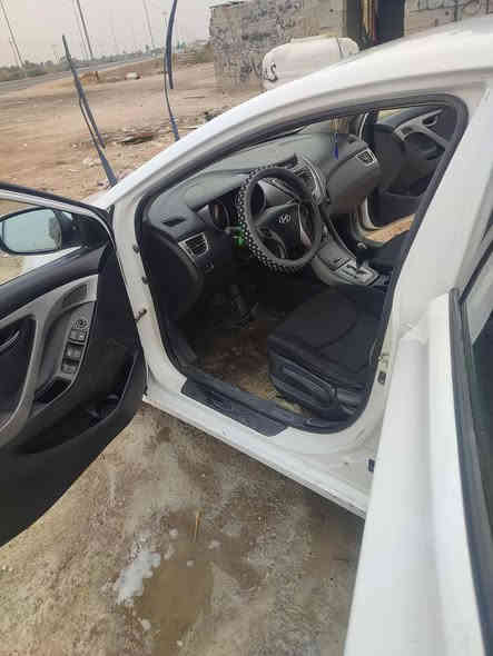 سلام عليكم النتره خليجي موديل 13 بسمي بيه رشات اثر شخوط تقريب 3 قطع كير مكينه تبريد بحاله جيده ترهم مقدمه والباقي قصاد شرط ماستر تبقى عندي للضمان او نقد 

اتصل ***********
