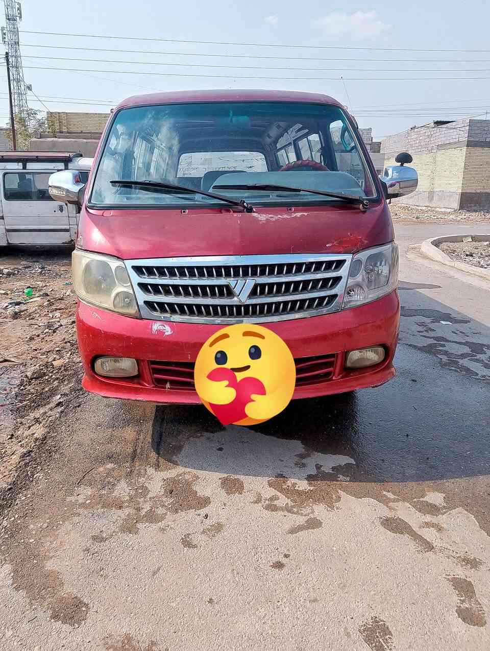 السلام عليكم فتون 2010 سياره رقم احمر  عليه هيه وغرامات 250 الف بس  كهرباياته نص ونص مكينته  تبخر بس مصعد دهن عله البلاكات   كير اكسن مكفولات داواخله  نضافتهن 80 من 100 تحويل مباشر سياره باديه بس بيه طخطخات  قليله لستفسار عله هاذه رقم متوفر وتساب  مكاني بغداد  ***********
