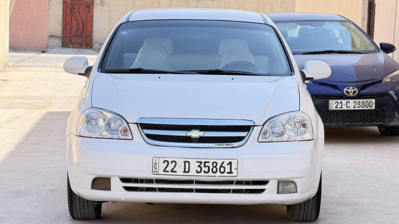 سلام عليكم
للبيع 
اوبترا 
موديل 2013
سنويه ورقم جديد 
سياره جاهزه 
شاشه 
سعر 76وبي مجال 
مكان السيارة دياله خانقين 
***********
