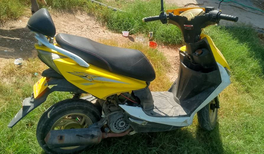 السلام عليكم درجه اف اس صيني للبيع عنواني زعفرانيه شارع معهد رقم الهاتف ***********  بسعر 200 الف
