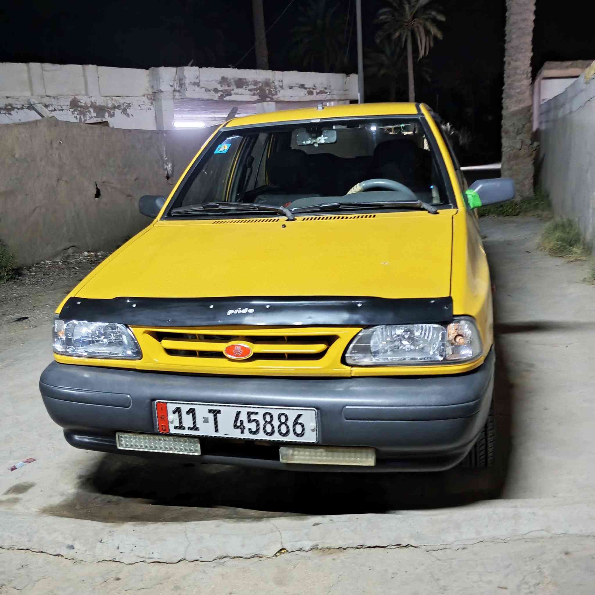 السلام عليكم سياره مقفوله ورقم انجليزي سياره جاهزه من كل شيء مكاني بابل السعر 30
***********📞🚖
