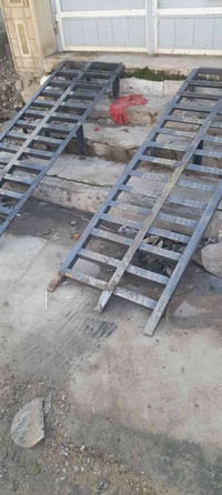 مرحبا عيوني شباب عندي رمبه للبيع الجانب الأيمن مشيرفه٢ للاتصال٠٧٧٠١٠٢٨...