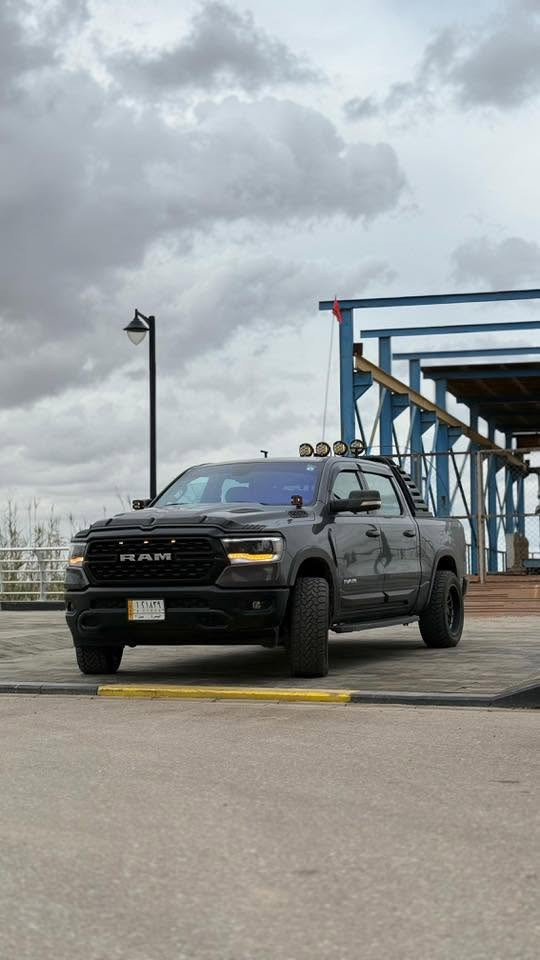 🚩 FOR SELL 🚩
دوج رام BIGHORN 
مديل 2022 ( وارد كندي )
باب طويل بدي قصيـر 
4x4 دفع رباعي دبل اكسل 
ممشى السياره 59 الف كيلو فقط 
السياره نضيفه وجاهزه من كلشي
ضرر السياره موضح بالصور بنيد و جاملغ فقط بدون ايرباكات

الاضافات : 

• كت كزوز كامل بورلا اتاك 800$ 
• ⁠ولف حماوه 82 ريسنك + برمجة مراوح
• ⁠منظومة  غاز حكوميه خزان 80 لتر مع الكارت الاصفر 
• ⁠تسكيرة بدي المنيوم 4 طبكات 
• ⁠محجر بدي TRX 
• ⁠دوسات جانبيه TRX
• ⁠بروجكترات 7 انج عدد 6 
• ⁠ترفيعه 3 انج 
• ⁠ويلات 
• ⁠سبيسر ويل 
• ⁠تخم تاير اوتاني صناعه تايلندي جديد صار اسبوع من مشدود عليها 
• ⁠تخم مايلرات ( نفخات جاملغات ) 
• ⁠تخم نفخات ابواب 
• ⁠سكوب باب خلفي 
• ⁠سكوبات بنيد 
• ⁠جنح قماره 
• ⁠انارة جاملغات 
• ⁠انارة اسفل السياره 
• ⁠هـوك خلفي 
• ⁠ارايل الياف زجاجيه عدد 2 
• ⁠قواعد ارايل عدد 2 
• ⁠لدات عطر اماميه 
• ⁠لدات TRX خلفيه فوق الرقم 
• ⁠بروجكتر خلفي 
• ⁠اناره داخليه 

البرمجة : 

• فتح عقل 
• ⁠فتح سرعه 
• ⁠برمجة فانات 
• ⁠برمجة الاشارة تبقى مشتغله 
• ⁠برمجة اشارة المري الجانبيه تبقى مشتغله 
• ⁠برمجة فصله

مكان السياره / بصرة 

للتواصل : *********** / واتساب
