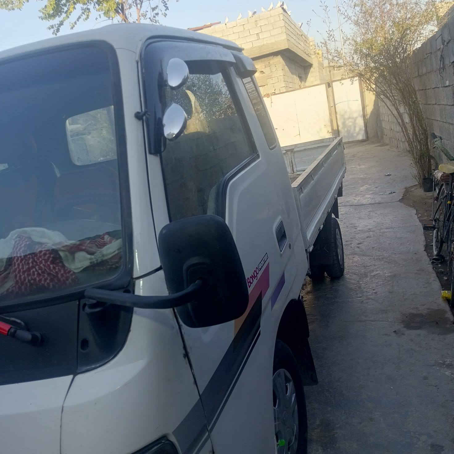 السلام عليكم كاين ام عيون للبيع 2001 ام الحكي ماكينه اوقير خير من الله كهربايات كلها شغاله رقم الشاصي شعار مصبوغ حزام مكان التاجي خيارات الرحمن0751962652

***********
