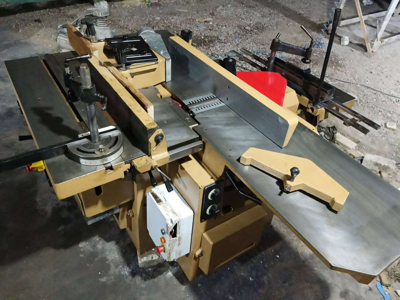 مجموعه خمس عمليات ايطالي ما ابي اي عيب لا كسر لا فطر كله بلادي شراء يخليه يخابر***********
