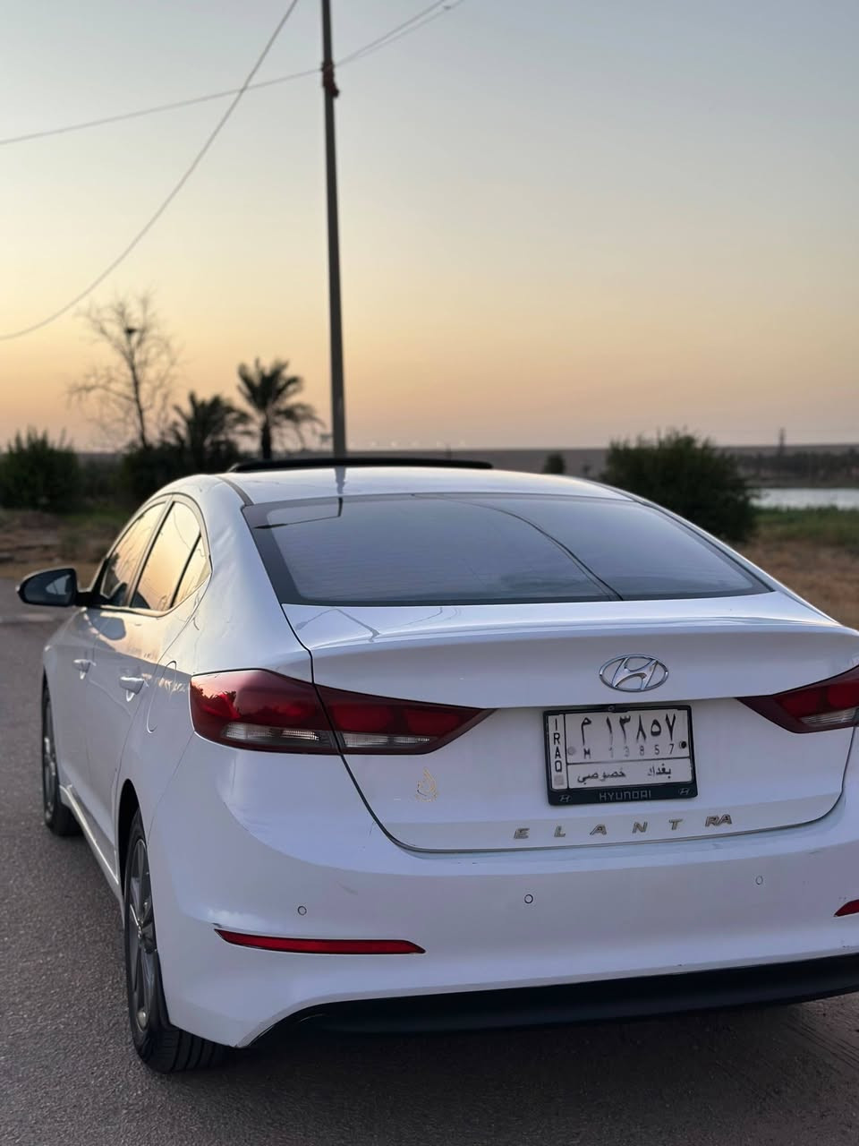 النترا 17 خليجي فول مواصفات عدا البصمه السياره جاهزه من كلشي تخم تاير جديد ماناقصها شي ضررها الباب الأيمن مستبدل بلادي بسعر مناسب للاستفسار ***********
