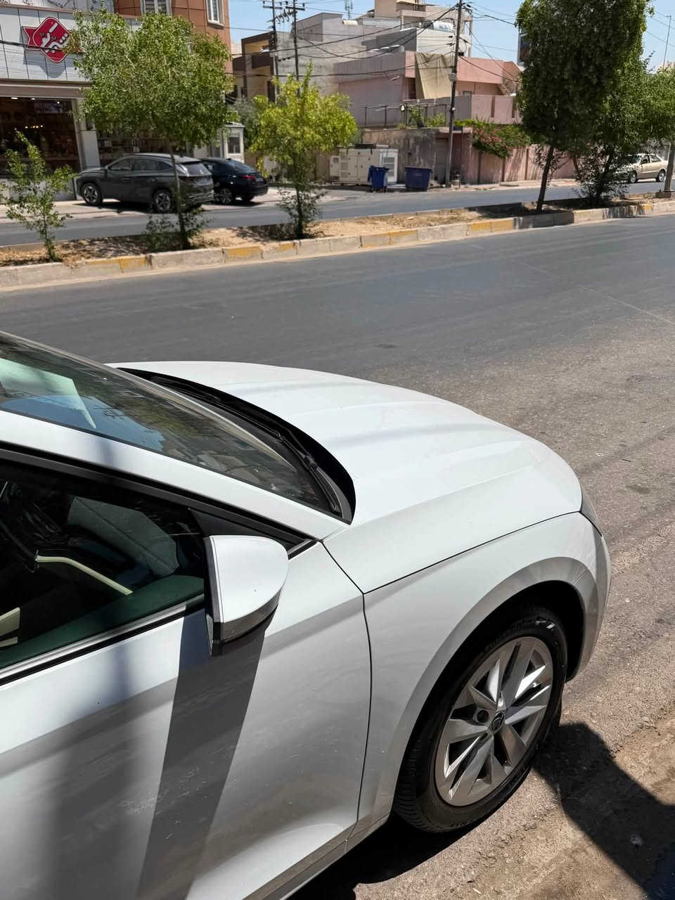 السلام عليكم 

سكودا اوكتافيا ٢٠٢٣
وكالة شيرين رقم اربيل 
ماشية ١٢ الف كيلومتر فقط …

السيارة فول موصفات 
بصمة اربع بوب 
لايتات led ماتركس 
حساسات + كامرة خلفية 
كيج الكتروني + شاشة كبيرة + نظام صوتي 
كامرة رادار امامية 
مراية تعتيم ذاتي + مري شفط 
بريك كهربائي 

السيارة كلين تايتل مكفولة من النقطة 
مكان السيارة اربيل 
السعر ١٧٥ ورقة 
*********** 
للتواصل
