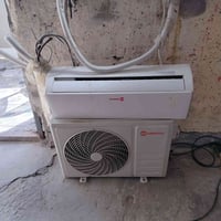 سبلت طن 1 لبيع  غاز 410جديد  سعر 200 وبي مجال قليل 07727567429