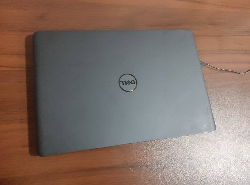 حاسبة dell للبيع مستخدم
معالج i7 g8

كرت شاشه داخلي 4 كيكا INTEL UHD

كرت شاشه خارجي Nvidia GeForce mx130 / 2g

رامات 8 قابلة للتطوير

الشاشة 60 hz
هارد 480 ssd

يجي ويها حساب ستيم مرتب 

كل هذا بسعر 270 وبي مجال بسيط

تواصل *********** واتس أو يوزر تلي ،@Ledrkom

