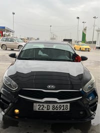 كيا فورتي ٢٠٢١  كير AT  نص فول  ماشية ٩٠ ميل   السعر ١٣٠ وبيها مجال   ...