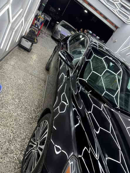 سلام عليكم 
 كيا كادنزه للبيع,سياره نظيفه جداً بمعنى الكلمه وارد خليجي 
فول مواصفات 1/1Vip.بيه قطع صبغ ايرباكات كله سليمة.موديل 2012م مواصفات 
1 بنورما
2 بصمه
3 رادرات جانبيه
4 كامره خلفيه
5 سماعات انفنتي 
6 ستيرن متحرك 
7 تحكمات ستيرن
8 مري قلاب+انارة ترحيب 
9 كشنات تبريد تدفئة+خزن ميموري 
10 شاشه كبيره 
11 حساسات 
تريد تحول وكالة 
12 تبريد قطعتين 
13 برده خلفيه 
14 ويل حجم 19+لايت زنون 
تخم تاير جديد +بطاريه جديده حداديه جديده جداً 
السعر 120$وبيه مجال بسيط 
مكان سياره بغداد القادسيه 
اي ستفسار الرقم***********
