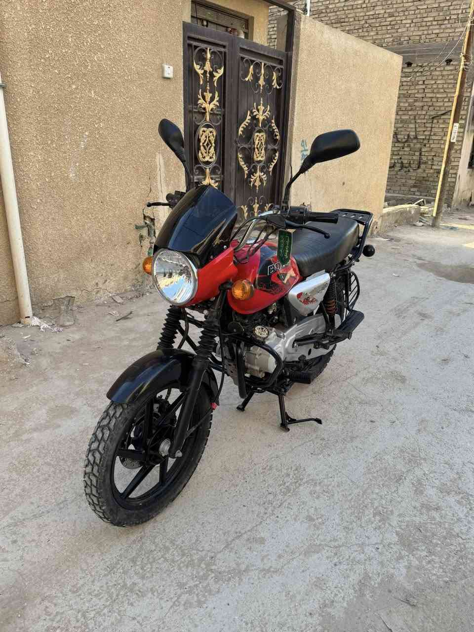 دراجه بوكسر هندي موديل 23 قفاز باب اول بالجيس للبيع مكاني كربلاء طريق الحر اي استفسار راعي الدراجه هاذه رقمه *********** وبي واتساب مكلف بالنشر
