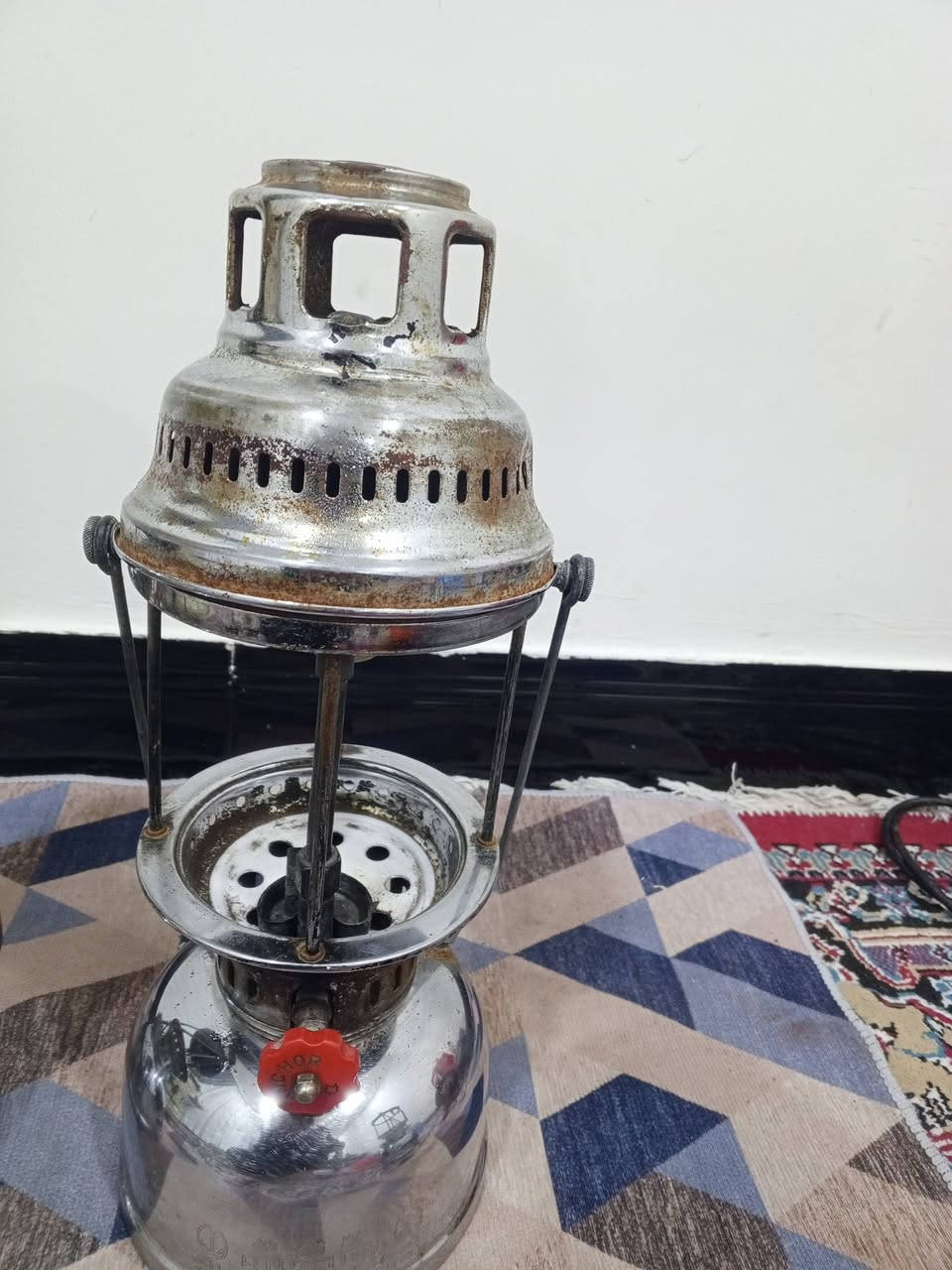 لوكسات ابو الانكر عدد3واحد نقص غراض


**إذا كنت صاحب هذا الإعلان وتريد حذفه لأي سبب، رجاءا أرسل رسالة إلى الدعم الفني**