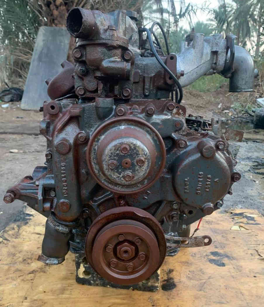 للبيع محرك كنتر مسيوبوشي بيها بخار يرادله تجفيت السعر ٨ ورقه وبيها مجال مكان بغداد المحموديه الهاتف ***********/***********
