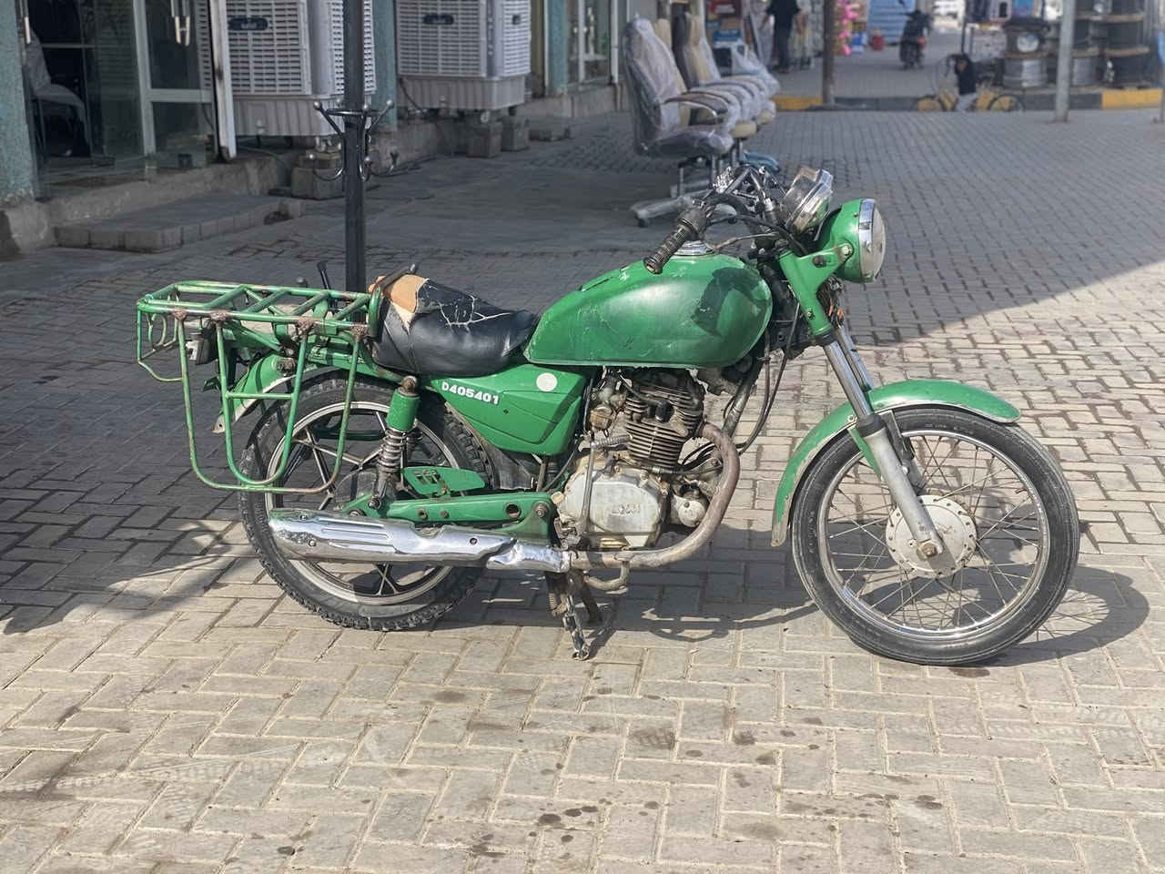 دراجه هندي للبيع 200     ***********
