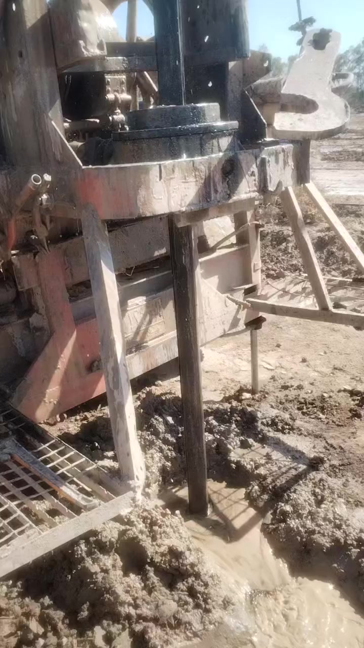 الكرعاوي يعلن عن حفࢪ الاباࢪ الأرتوازيه *********** /***********
بكافه الاحجام  وتعبيرات الشارع وتجفيف المنهولات
حفر الركائز 
حفر النقاط
جميع محافظات العراق
بأنسب الاسعار
