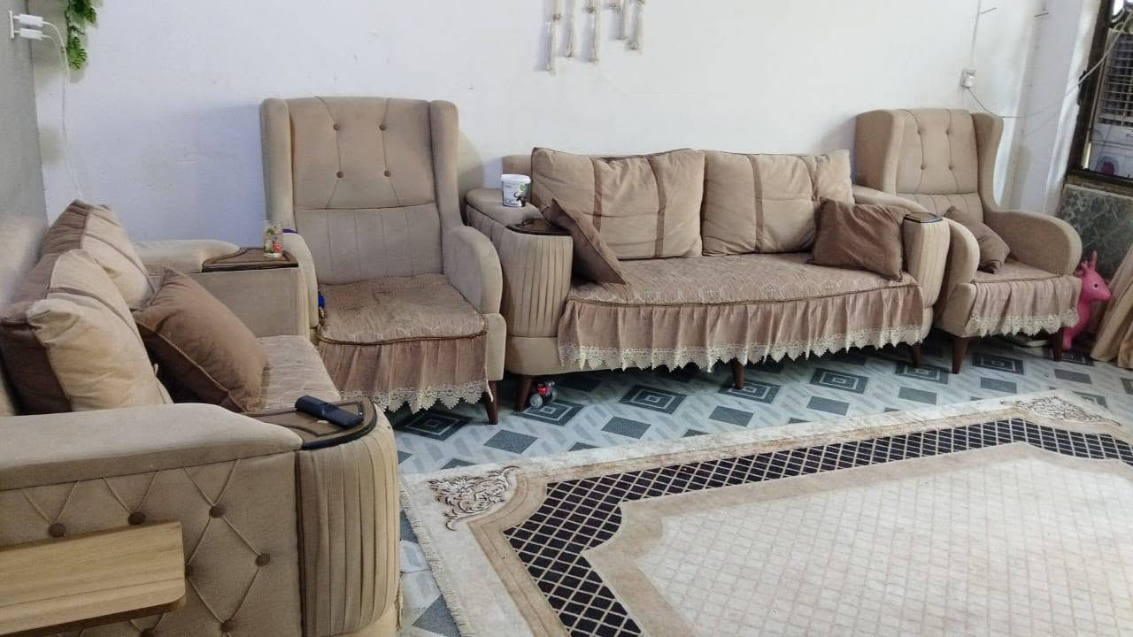 تخم  7مقاعد  و4قطع نضيف والسعر 250


**إذا كنت صاحب هذا الإعلان وتريد حذفه لأي سبب، رجاءا أرسل رسالة إلى الدعم الفني**