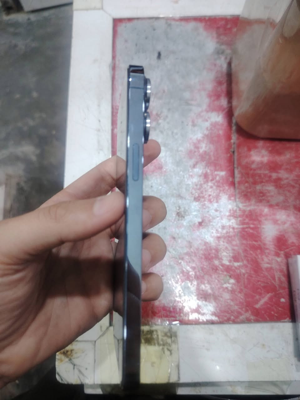 السلام عليكم
للبيع 13 pro max
المساحة 256
بطارية 90
 الجهاز ما مفتوح بلاد
للاستفسار على الرقم
***********
