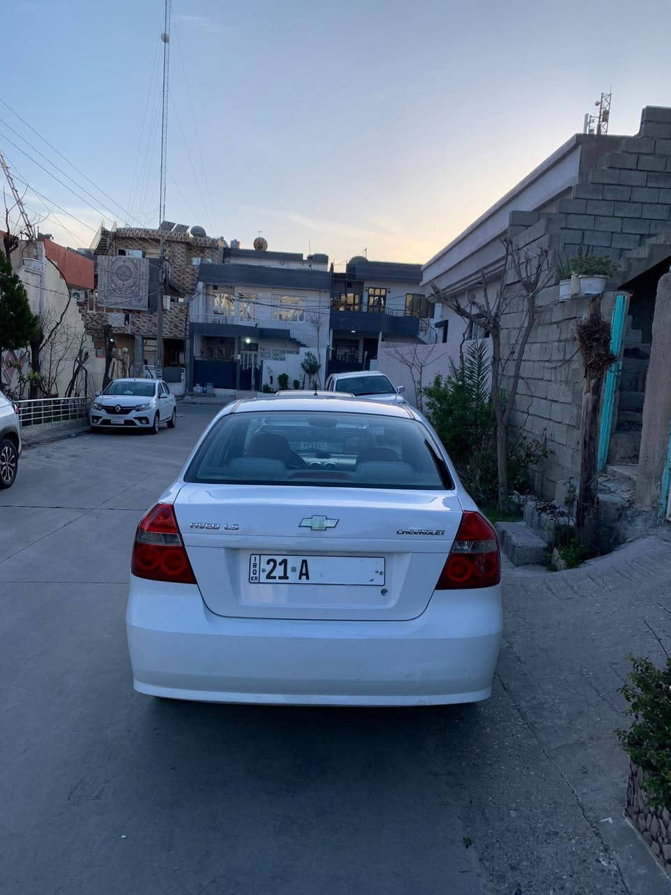 ئەڤیۆ ٢٠٠٩ ئۆتۆماتیک 
مەکینە گەورە
بێبۆیاخ
ناوزەرد
چوار جام کارەبا 
ئاوێنە کارەبا قوفڵ مەرکەزی 
سعری ٧١گەڵاو مەجال
ژم:*********** السليمانية, العراق
